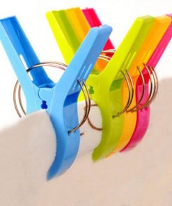 4Pcs Beach Towel Clips Plastic Quilt Pegs